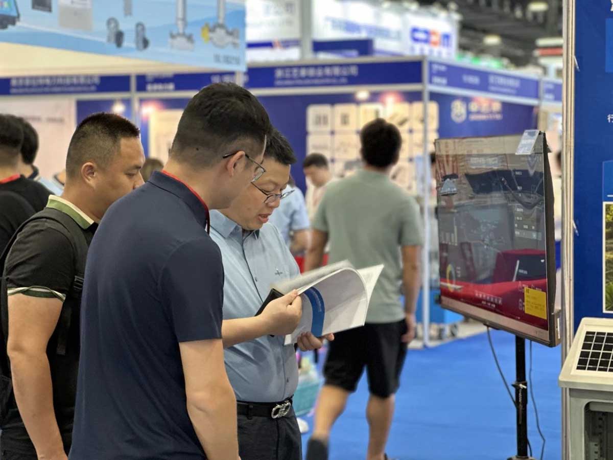 【资讯】| 银河集团GALAXY智能闪耀EPES亚洲电力展 以创新监测技术引领电网智能运维客户参访