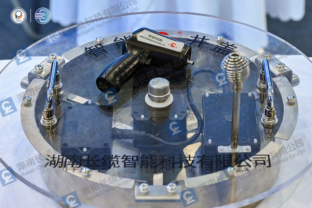 数字赋能城市生命线运维，银河集团GALAXY智能亮相成都国际管网展智能电控井盖